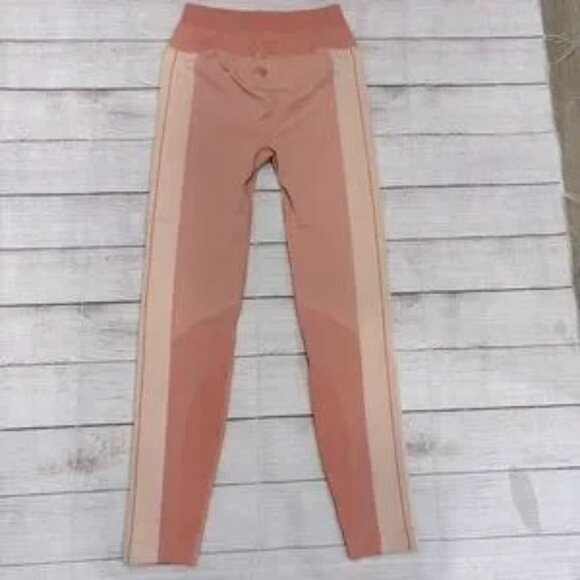 Lululemon Ebb to Train Tights Size 4 - Picture 3 of 5